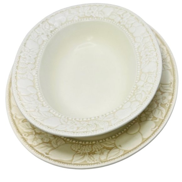 Vintage Vernon ware by Metlox Antiqua Oval Large Platter and Vegetable Bowl Set - Picture 4 of 10